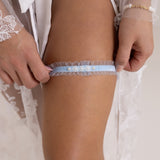 Elegantes Braut Strumpfband - Blau mit Perlen